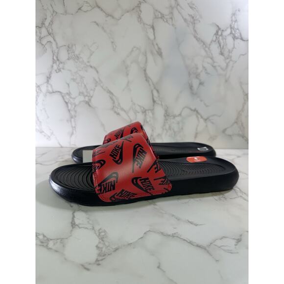 Nike Victori One Slide Print Black/Red Sports Sandals Men Size 10 U.S CN9678-601 - Picture 2 of 5